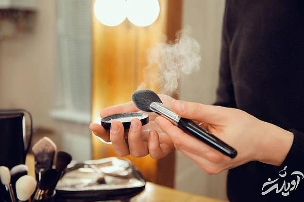 تکنیک های ثابت ماندن رژ لب ماندگاری رژ لب